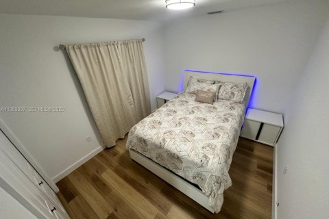 Снять в аренду виллу или дом в Киссимми, Флорида 4 спальни, 178.09м2, № 2020037 - фото 8