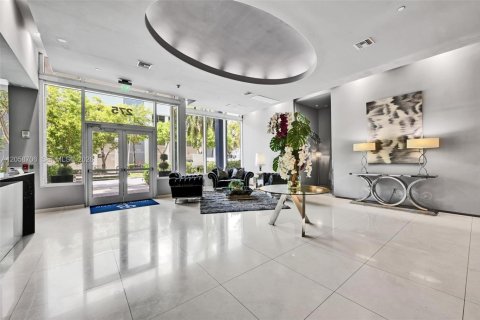 Condo in Miami, Florida, 1 bedroom  № 2167901 - photo 28
