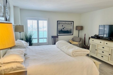 Condominio en alquiler en Clearwater, Florida, 2 dormitorios, 117.43 m2 № 469672 - foto 15