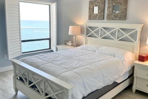 Condominio en alquiler en Clearwater, Florida, 2 dormitorios, 117.43 m2 № 469672 - foto 20