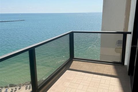 Condominio en alquiler en Clearwater, Florida, 2 dormitorios, 117.43 m2 № 469672 - foto 24
