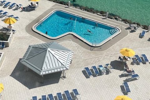 Condominio en alquiler en Clearwater, Florida, 2 dormitorios, 117.43 m2 № 469672 - foto 26