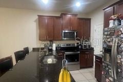 Townhouse in TOHOQUA in Kissimmee, Florida 3 bedrooms, 141.95 sq.m. № 1514581 - photo 8