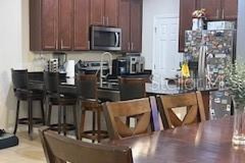 Townhouse in TOHOQUA in Kissimmee, Florida 3 bedrooms, 141.95 sq.m. № 1514581 - photo 3