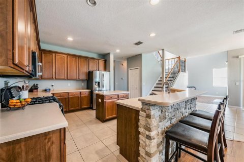 House in Tampa, Florida 5 bedrooms, 264.59 sq.m. № 1772977 - photo 17