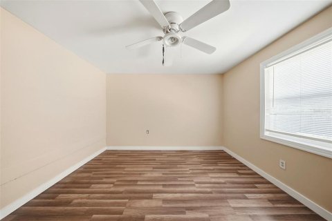 Villa ou maison à vendre à Tarpon Springs, Floride: 3 chambres, 93.65 m2 № 2109017 - photo 18
