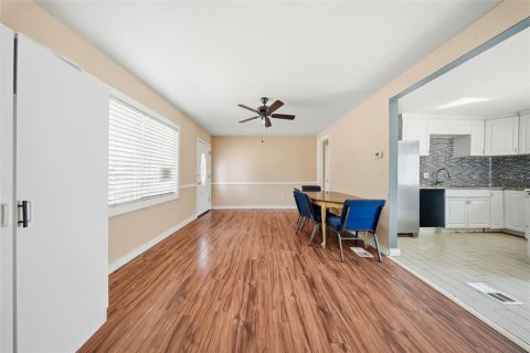 Villa ou maison à vendre à Tarpon Springs, Floride: 3 chambres, 93.65 m2 № 2109017 - photo 8