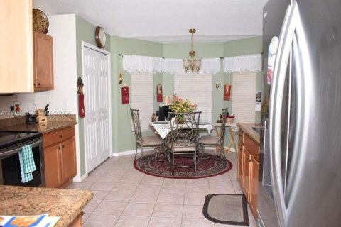 Villa ou maison à vendre à Port St. Lucie, Floride: 3 chambres, 168.62 m2 № 2146047 - photo 7