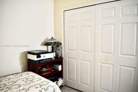 Villa ou maison à vendre à Port St. Lucie, Floride: 3 chambres, 168.62 m2 № 2146047 - photo 24