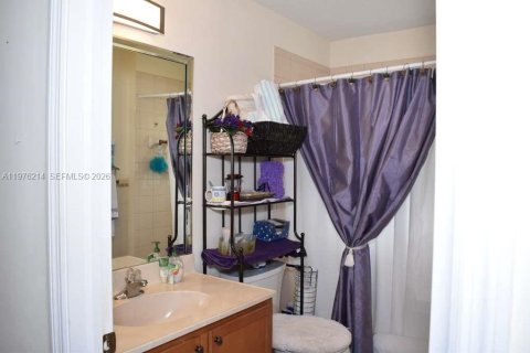 Villa ou maison à vendre à Port St. Lucie, Floride: 3 chambres, 168.62 m2 № 2146047 - photo 25
