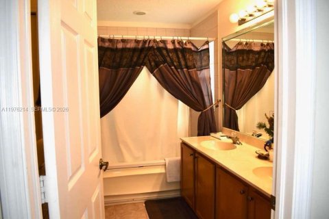 Villa ou maison à vendre à Port St. Lucie, Floride: 3 chambres, 168.62 m2 № 2146047 - photo 21