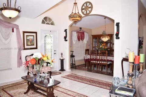 Villa ou maison à vendre à Port St. Lucie, Floride: 3 chambres, 168.62 m2 № 2146047 - photo 13