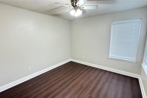 Copropriété à louer à Lake Mary, Floride: 3 chambres, 102.47 m2 № 2416629 - photo 17