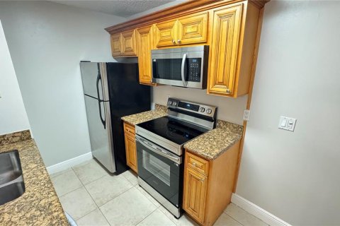 Copropriété à louer à Lake Mary, Floride: 3 chambres, 102.47 m2 № 2416629 - photo 11