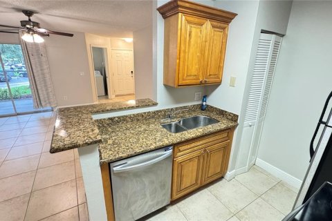 Copropriété à louer à Lake Mary, Floride: 3 chambres, 102.47 m2 № 2416629 - photo 10