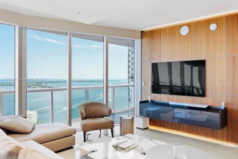 Condo in Miami, Florida, 3 bedrooms № 1983389 - photo 14