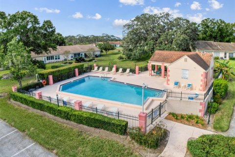 Condominio en venta en Port Richey, Florida, 2 dormitorios, 108.79 m2 № 2211023 - foto 17