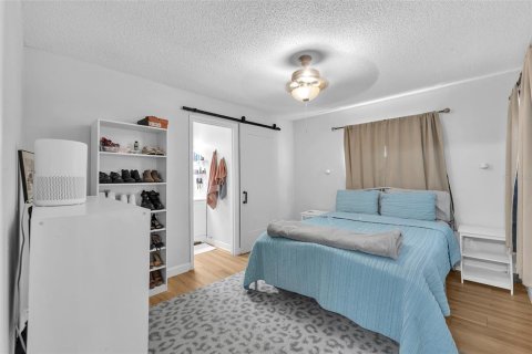 Купить виллу или дом в Малберри, Флорида 5 комнат, 90.95м2, № 1911187 - фото 10