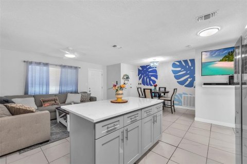 Купить виллу или дом в Малберри, Флорида 5 комнат, 90.95м2, № 1911187 - фото 9