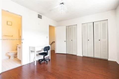 Adosado en venta en Pompano Beach, Florida, 2 dormitorios, 93.65 m2 № 1935797 - foto 9