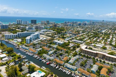 Adosado en venta en Pompano Beach, Florida, 2 dormitorios, 93.65 m2 № 1935797 - foto 24