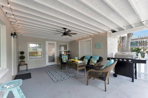 Villa ou maison à vendre à Largo, Floride: 3 chambres, 139.45 m2 № 2146703 - photo 6