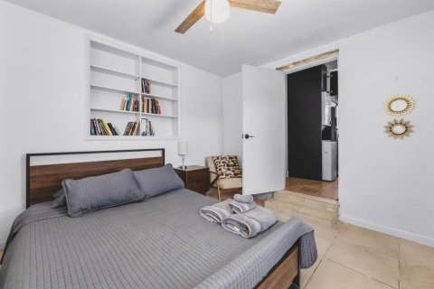Снять в аренду квартиру в Холливуд, Флорида 3 комнаты, 102.19м2, № 2248430 - фото 7