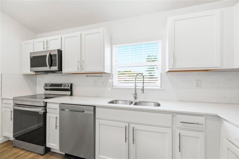 Casa en venta en Palm Coast, Florida, 3 dormitorios, 139.63 m2 № 2433352 - foto 4
