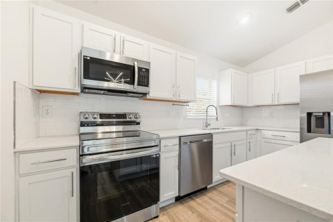 Casa en venta en Palm Coast, Florida, 3 dormitorios, 139.63 m2 № 2433352 - foto 5