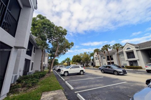 Снять в аренду кондоминиум в Майами, Флорида 1 спальня, 53.79м2, № 1931015 - фото 26