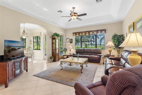 Villa ou maison à vendre à Yalaha, Floride: 3 chambres, 184.32 m2 № 1909043 - photo 10