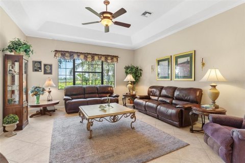 Villa ou maison à vendre à Yalaha, Floride: 3 chambres, 184.32 m2 № 1909043 - photo 12
