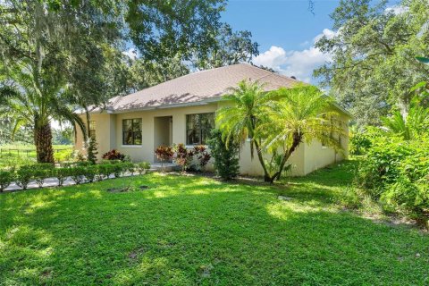 Villa ou maison à vendre à Yalaha, Floride: 3 chambres, 184.32 m2 № 1909043 - photo 5