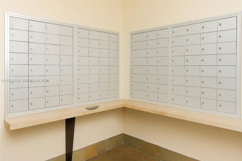 Condominio en venta en Hallandale Beach, Florida, 2 dormitorios, 100.43 m2 № 2034200 - foto 30