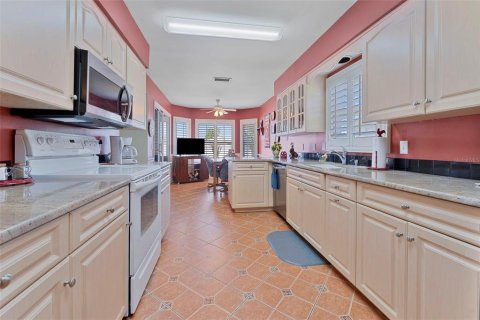 House in Lakeland, Florida 3 bedrooms, 155.61 sq.m. № 1602567 - photo 6