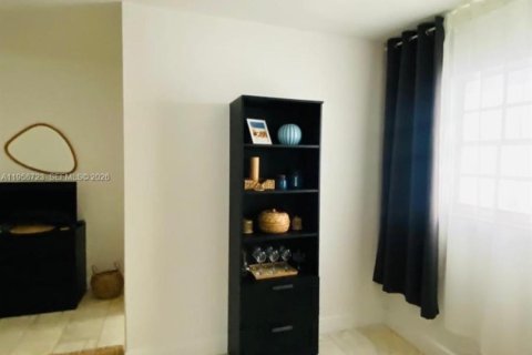 Купить кондоминиум в Майами-Бич, Флорида 1 спальня, 42.36м2, № 2017773 - фото 15