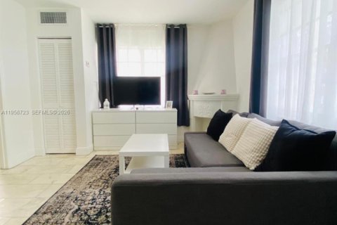 Купить кондоминиум в Майами-Бич, Флорида 1 спальня, 42.36м2, № 2017773 - фото 4