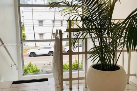 Купить кондоминиум в Майами-Бич, Флорида 1 спальня, 42.36м2, № 2017773 - фото 19