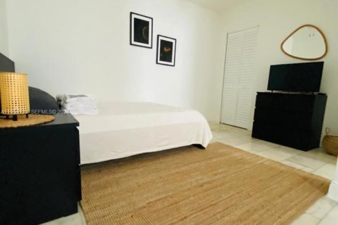 Купить кондоминиум в Майами-Бич, Флорида 1 спальня, 42.36м2, № 2017773 - фото 11