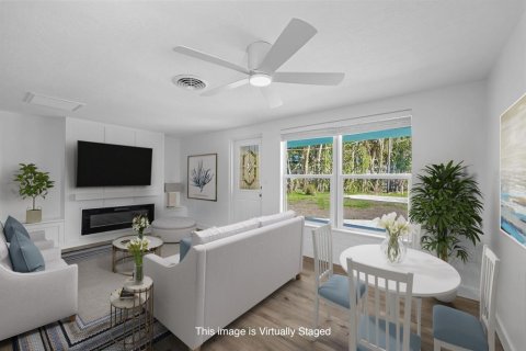 House in Englewood, Florida 2 bedrooms, 95.88 sq.m. № 1621865 - photo 6