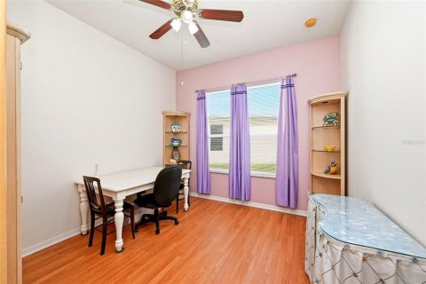 House in Leesburg, Florida 3 bedrooms, 229.75 sq.m. № 2156457 - photo 27