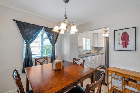 Condominio en venta en Sun City Center, Florida, 2 dormitorios, 89.19 m2 № 1608039 - foto 8