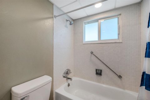 Condominio en venta en Sun City Center, Florida, 2 dormitorios, 89.19 m2 № 1608039 - foto 20