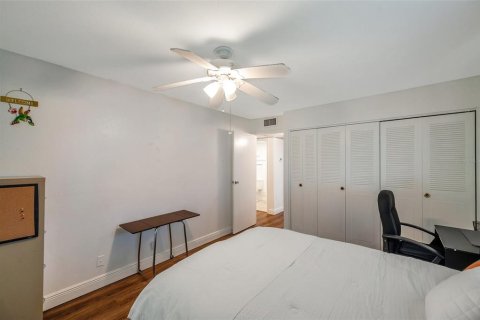Condominio en venta en Sun City Center, Florida, 2 dormitorios, 89.19 m2 № 1608039 - foto 18