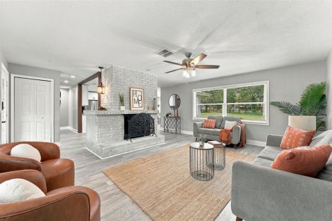 Villa ou maison à vendre à Lutz, Floride: 4 chambres, 232.35 m2 № 2403553 - photo 5