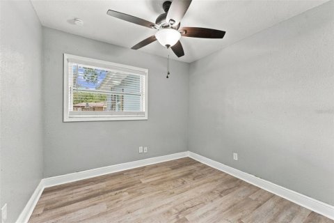 Villa ou maison à vendre à Lutz, Floride: 4 chambres, 232.35 m2 № 2403553 - photo 21