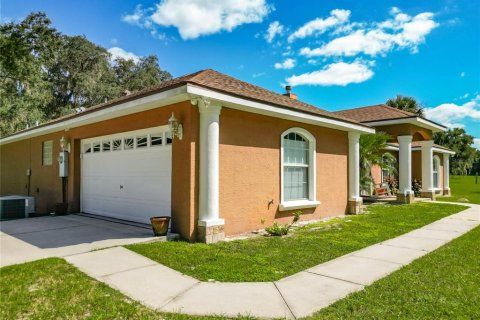 Casa en venta en Anthony, Florida, 4 dormitorios, 307.04 m2 № 2144874 - foto 5