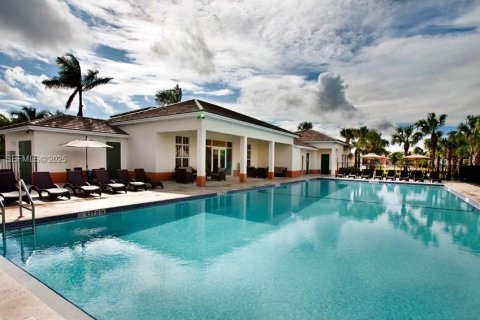 Touwnhouse à louer à Pompano Beach, Floride: 3 chambres, 184.69 m2 № 1991189 - photo 22