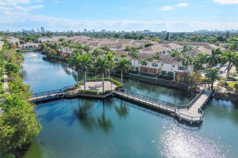 Touwnhouse à louer à Pompano Beach, Floride: 3 chambres, 184.69 m2 № 1991189 - photo 27
