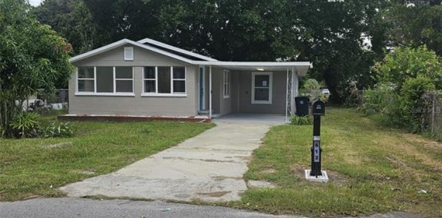 Casa en Auburndale, Florida 3 dormitorios, 116.31 m2 № 1866577